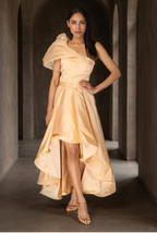 Golden Poise